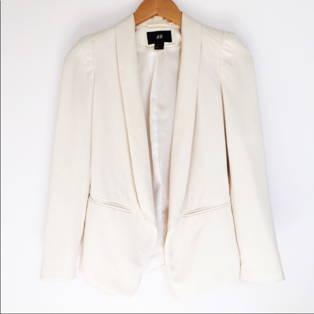 H&M women’s ivory blazer